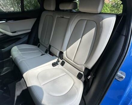 Синій БМВ X2, об'ємом двигуна 2 л та пробігом 166 тис. км за 18500 $, фото 17 на Automoto.ua