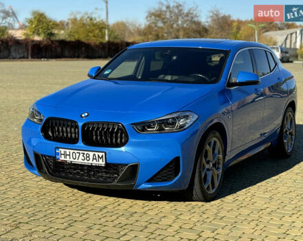 Синий БМВ X2, объемом двигателя 2 л и пробегом 140 тыс. км за 26000 $, фото 1 на Automoto.ua