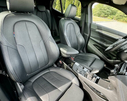 Синий БМВ X2, объемом двигателя 2 л и пробегом 120 тыс. км за 26800 $, фото 5 на Automoto.ua