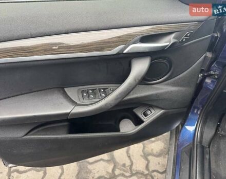 Синій БМВ X2, об'ємом двигуна 2 л та пробігом 53 тис. км за 13900 $, фото 11 на Automoto.ua