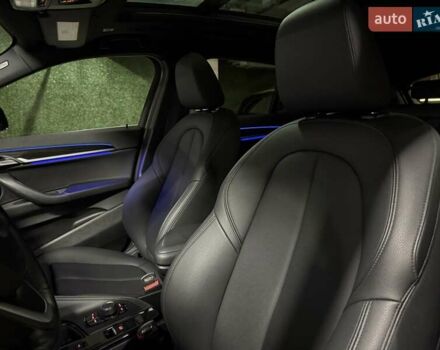 Синий БМВ X2, объемом двигателя 2 л и пробегом 59 тыс. км за 21500 $, фото 27 на Automoto.ua