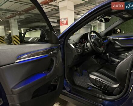 Синий БМВ X2, объемом двигателя 2 л и пробегом 59 тыс. км за 21500 $, фото 23 на Automoto.ua