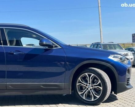 Синий БМВ X2, объемом двигателя 2 л и пробегом 133 тыс. км за 20290 $, фото 11 на Automoto.ua