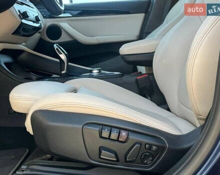 Синій БМВ X2, об'ємом двигуна 2 л та пробігом 133 тис. км за 20290 $, фото 44 на Automoto.ua