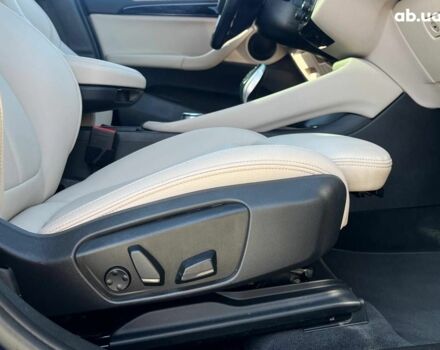 Синий БМВ X2, объемом двигателя 2 л и пробегом 133 тыс. км за 20290 $, фото 18 на Automoto.ua