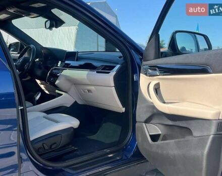 Синій БМВ X2, об'ємом двигуна 2 л та пробігом 133 тис. км за 20290 $, фото 19 на Automoto.ua