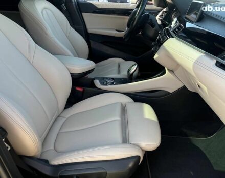 Синий БМВ X2, объемом двигателя 2 л и пробегом 133 тыс. км за 20290 $, фото 17 на Automoto.ua