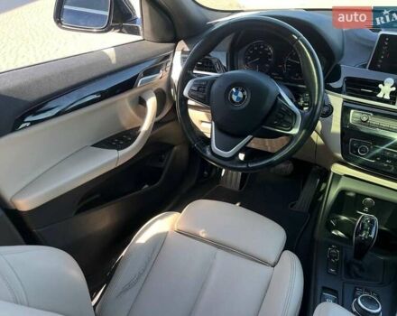 Синій БМВ X2, об'ємом двигуна 2 л та пробігом 133 тис. км за 20290 $, фото 23 на Automoto.ua