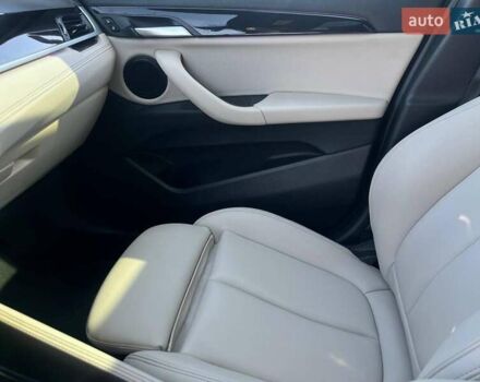 Синій БМВ X2, об'ємом двигуна 2 л та пробігом 133 тис. км за 20290 $, фото 30 на Automoto.ua