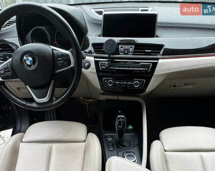 Синий БМВ X2, объемом двигателя 2 л и пробегом 98 тыс. км за 25000 $, фото 5 на Automoto.ua