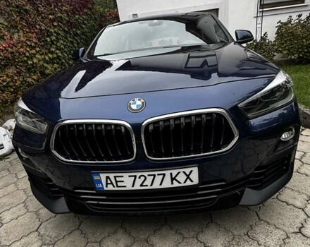 Синий БМВ X2, объемом двигателя 2 л и пробегом 98 тыс. км за 25000 $, фото 2 на Automoto.ua