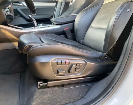 Білий БМВ Х3, об'ємом двигуна 2 л та пробігом 230 тис. км за 25900 $, фото 22 на Automoto.ua