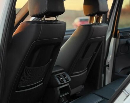 Білий БМВ Х3, об'ємом двигуна 2 л та пробігом 215 тис. км за 15500 $, фото 23 на Automoto.ua