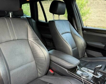 Білий БМВ Х3, об'ємом двигуна 2 л та пробігом 220 тис. км за 15015 $, фото 16 на Automoto.ua