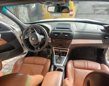 Белый БМВ Х3, объемом двигателя 2 л и пробегом 297 тыс. км за 11300 $, фото 6 на Automoto.ua