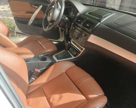 Белый БМВ Х3, объемом двигателя 2 л и пробегом 297 тыс. км за 11300 $, фото 14 на Automoto.ua