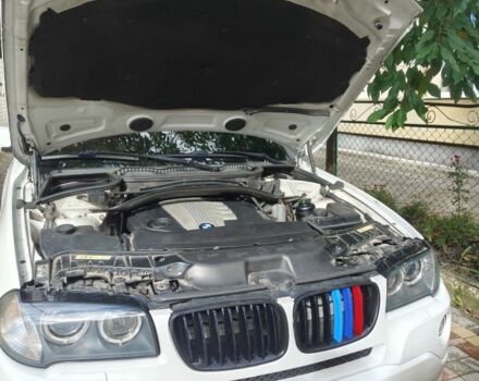 Белый БМВ Х3, объемом двигателя 2 л и пробегом 297 тыс. км за 11300 $, фото 3 на Automoto.ua