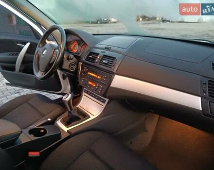 Белый БМВ Х3, объемом двигателя 2 л и пробегом 334 тыс. км за 10500 $, фото 23 на Automoto.ua