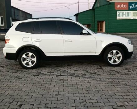 Белый БМВ Х3, объемом двигателя 2 л и пробегом 334 тыс. км за 10500 $, фото 4 на Automoto.ua