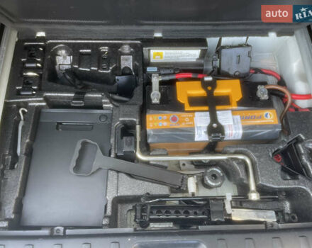 Белый БМВ Х3, объемом двигателя 2 л и пробегом 319 тыс. км за 11000 $, фото 14 на Automoto.ua