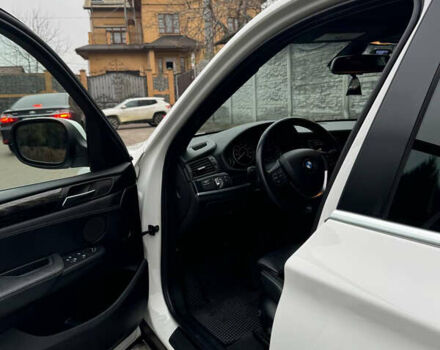 Белый БМВ Х3, объемом двигателя 3 л и пробегом 132 тыс. км за 14700 $, фото 18 на Automoto.ua
