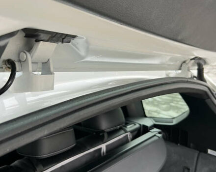 Белый БМВ Х3, объемом двигателя 3 л и пробегом 132 тыс. км за 14700 $, фото 12 на Automoto.ua