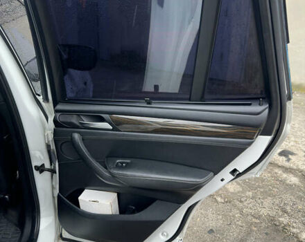 Білий БМВ Х3, об'ємом двигуна 2 л та пробігом 205 тис. км за 17500 $, фото 41 на Automoto.ua