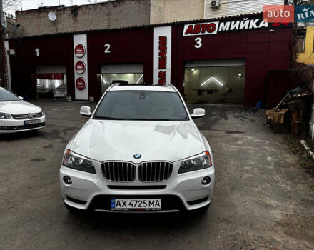 Белый БМВ Х3, объемом двигателя 3 л и пробегом 140 тыс. км за 13500 $, фото 3 на Automoto.ua