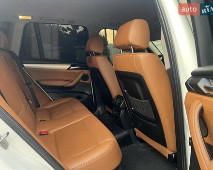 Білий БМВ Х3, об'ємом двигуна 2 л та пробігом 290 тис. км за 15000 $, фото 18 на Automoto.ua