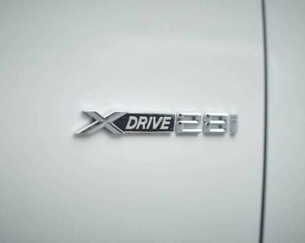 Белый БМВ Х3, объемом двигателя 2 л и пробегом 235 тыс. км за 17000 $, фото 13 на Automoto.ua