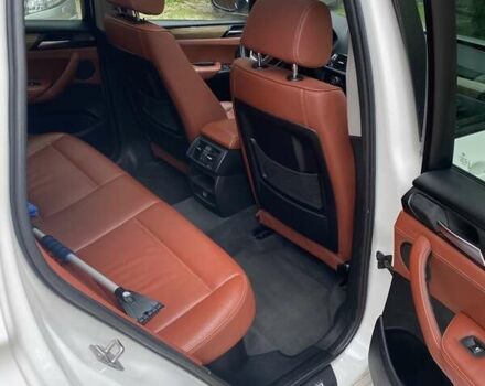 Белый БМВ Х3, объемом двигателя 3 л и пробегом 156 тыс. км за 17000 $, фото 23 на Automoto.ua