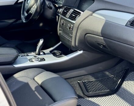 Белый БМВ Х3, объемом двигателя 2 л и пробегом 230 тыс. км за 18703 $, фото 4 на Automoto.ua