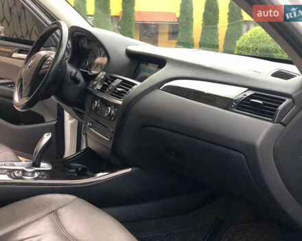 Білий БМВ Х3, об'ємом двигуна 2 л та пробігом 207 тис. км за 13500 $, фото 62 на Automoto.ua