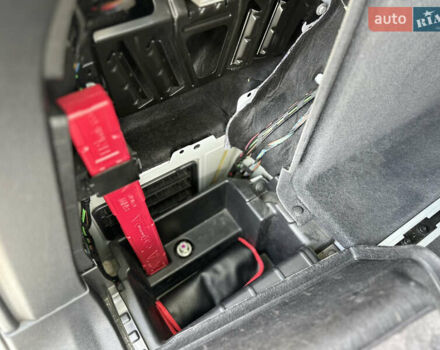 Білий БМВ Х3, об'ємом двигуна 2 л та пробігом 251 тис. км за 16900 $, фото 49 на Automoto.ua