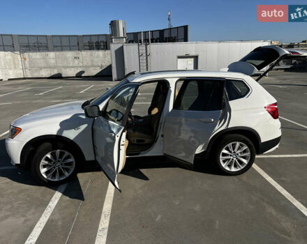 Белый БМВ Х3, объемом двигателя 3 л и пробегом 188 тыс. км за 13200 $, фото 12 на Automoto.ua