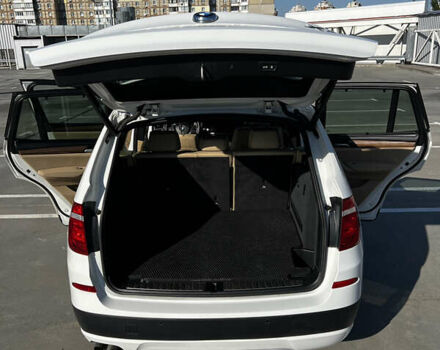 Белый БМВ Х3, объемом двигателя 3 л и пробегом 188 тыс. км за 13200 $, фото 38 на Automoto.ua