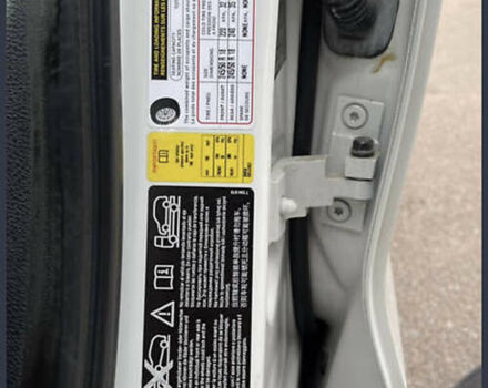 Белый БМВ Х3, объемом двигателя 2.99 л и пробегом 245 тыс. км за 14550 $, фото 11 на Automoto.ua