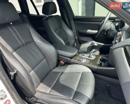 Білий БМВ Х3, об'ємом двигуна 2 л та пробігом 251 тис. км за 16900 $, фото 39 на Automoto.ua