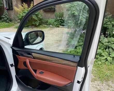 Белый БМВ Х3, объемом двигателя 3 л и пробегом 156 тыс. км за 17000 $, фото 31 на Automoto.ua