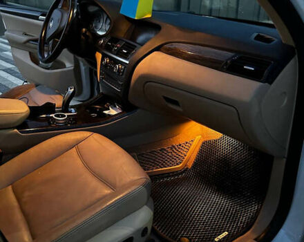 Белый БМВ Х3, объемом двигателя 2 л и пробегом 290 тыс. км за 10500 $, фото 12 на Automoto.ua