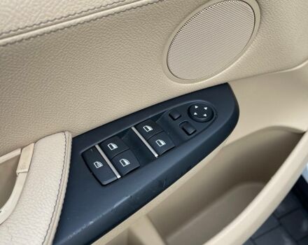 Белый БМВ Х3, объемом двигателя 2 л и пробегом 267 тыс. км за 10900 $, фото 16 на Automoto.ua