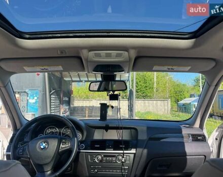 Белый БМВ Х3, объемом двигателя 2 л и пробегом 232 тыс. км за 14000 $, фото 16 на Automoto.ua