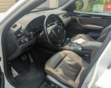 Білий БМВ Х3, об'ємом двигуна 3 л та пробігом 264 тис. км за 14000 $, фото 2 на Automoto.ua