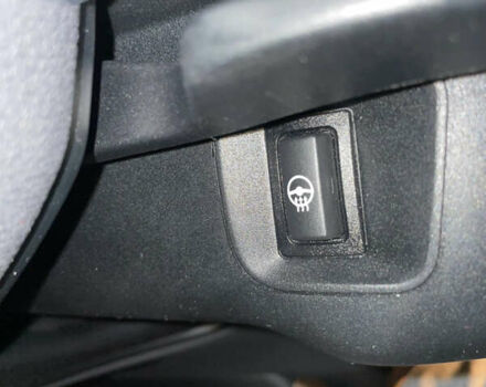 Белый БМВ Х3, объемом двигателя 2 л и пробегом 246 тыс. км за 16699 $, фото 31 на Automoto.ua