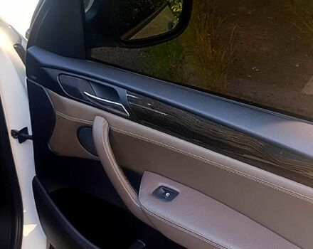 Белый БМВ Х3, объемом двигателя 2 л и пробегом 207 тыс. км за 12800 $, фото 10 на Automoto.ua