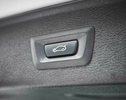 Белый БМВ Х3, объемом двигателя 2 л и пробегом 235 тыс. км за 17000 $, фото 16 на Automoto.ua