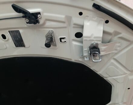 Белый БМВ Х3, объемом двигателя 2 л и пробегом 113 тыс. км за 14500 $, фото 19 на Automoto.ua