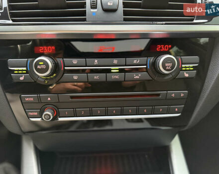 Білий БМВ Х3, об'ємом двигуна 2.98 л та пробігом 132 тис. км за 17500 $, фото 26 на Automoto.ua