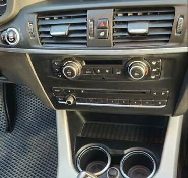 Белый БМВ Х3, объемом двигателя 2 л и пробегом 300 тыс. км за 16500 $, фото 10 на Automoto.ua