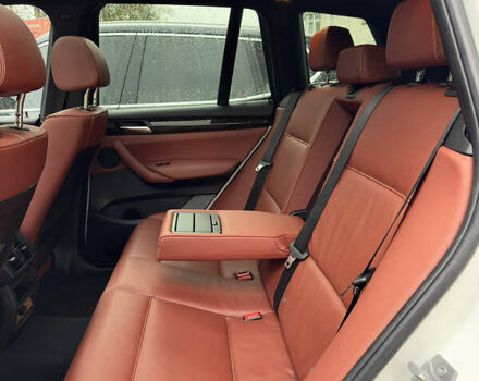 Білий БМВ Х3, об'ємом двигуна 2 л та пробігом 209 тис. км за 13399 $, фото 9 на Automoto.ua